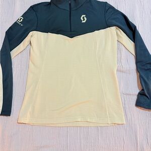 Like New Scott Waffle Half-Zip Pullover Ski Base Layer With Thumbholes